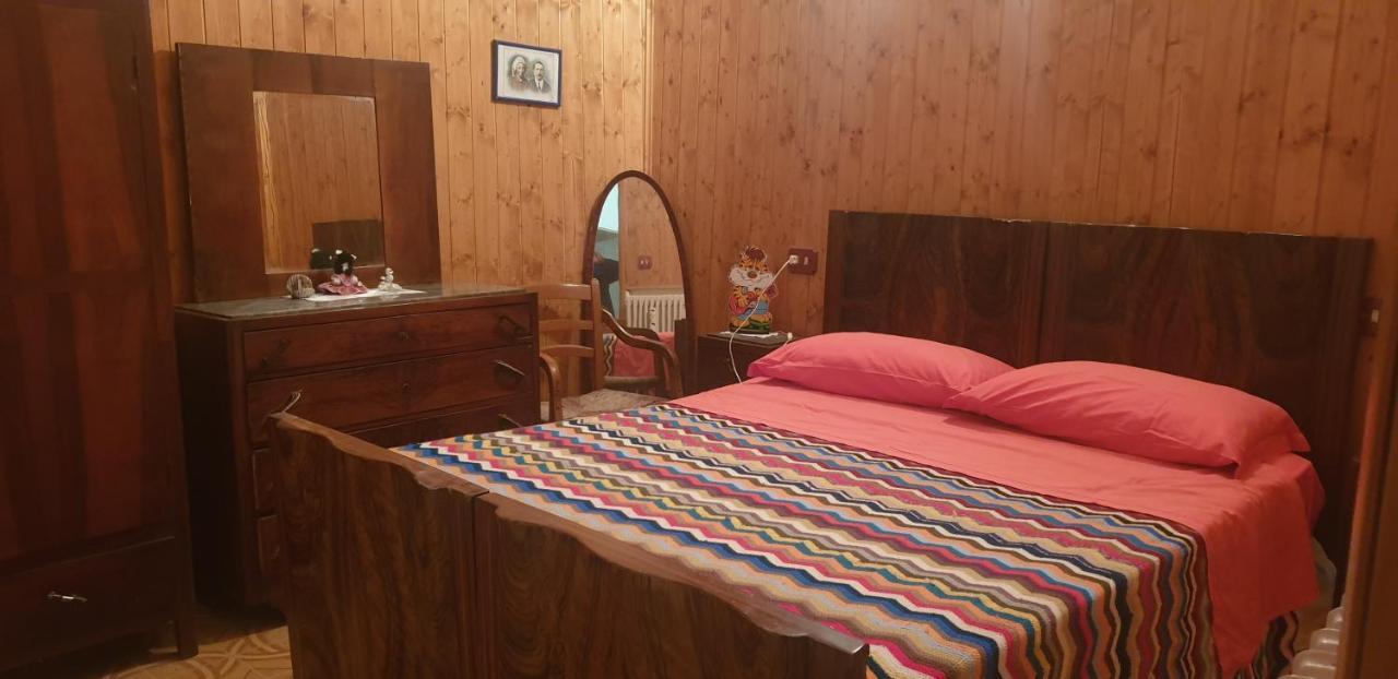 Casa Vacanze Mingos Lodio Di La Carpineta Εξωτερικό φωτογραφία