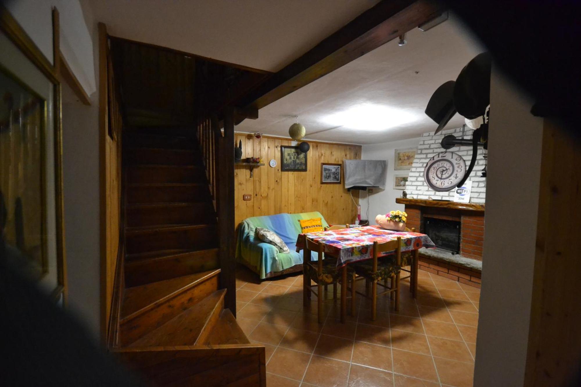 Casa Vacanze Mingos Lodio Di La Carpineta Εξωτερικό φωτογραφία